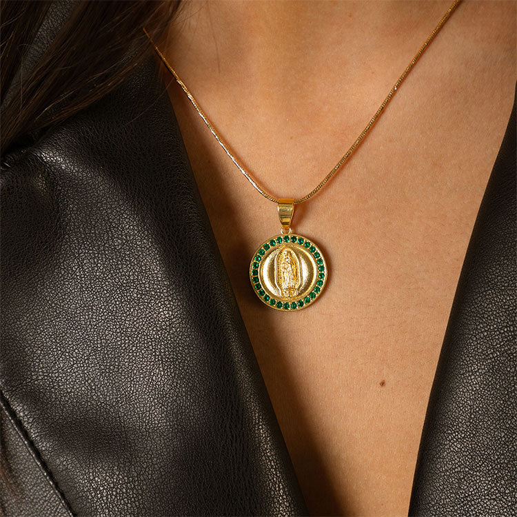 Medallón Virgen de Guadalupe Tipo Esmeralda | ORO AURUX
