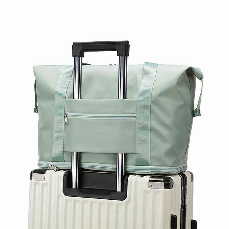 Bolso Deportivo Impermeable y Expandible de Gran Almacenamiento