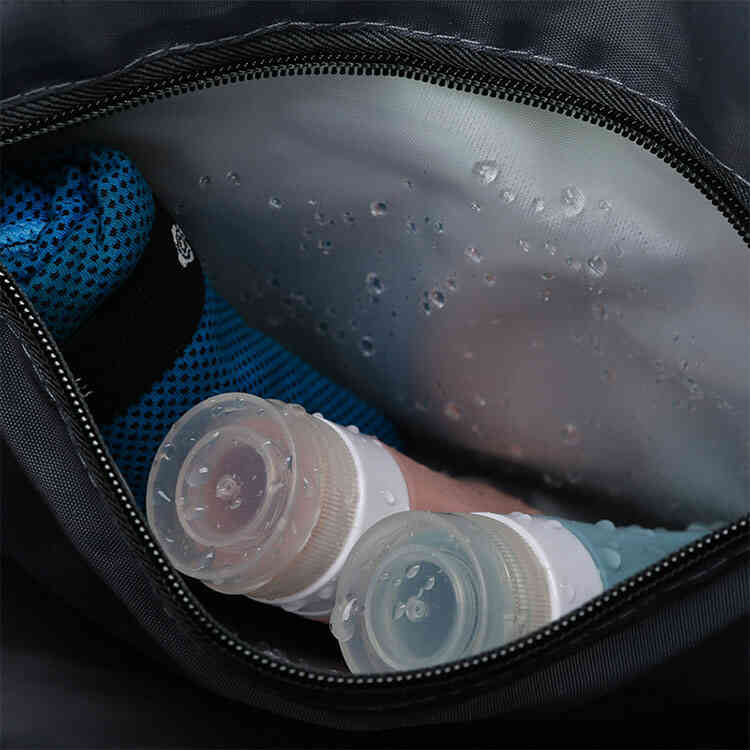Bolso Deportivo Impermeable y Expandible de Gran Almacenamiento