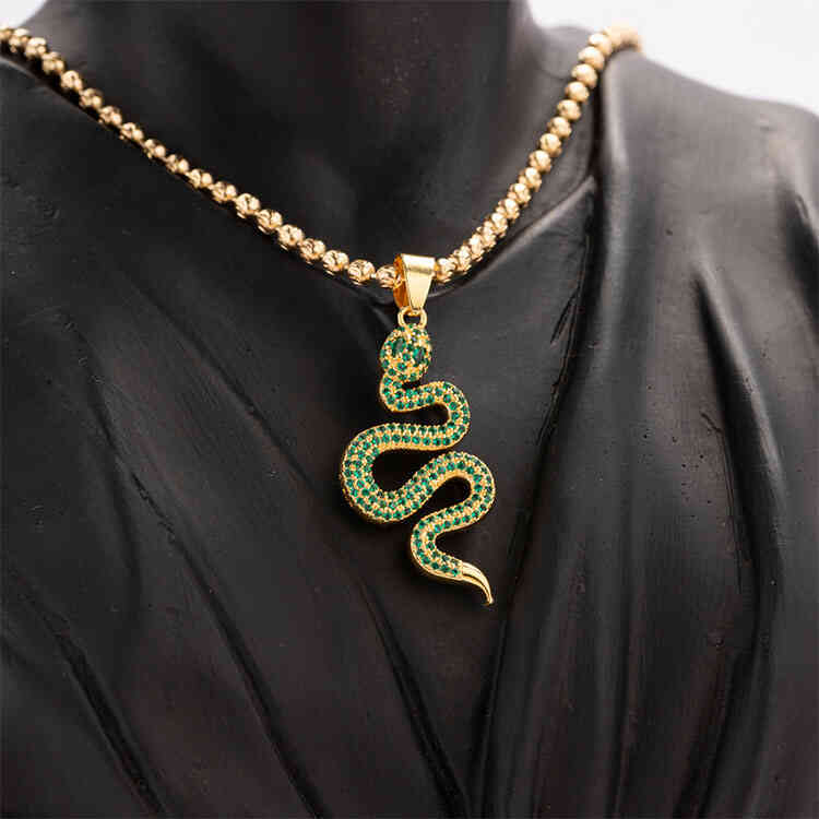 Dije Gorgona Snake Tipo Esmeralda | ORO AURUX