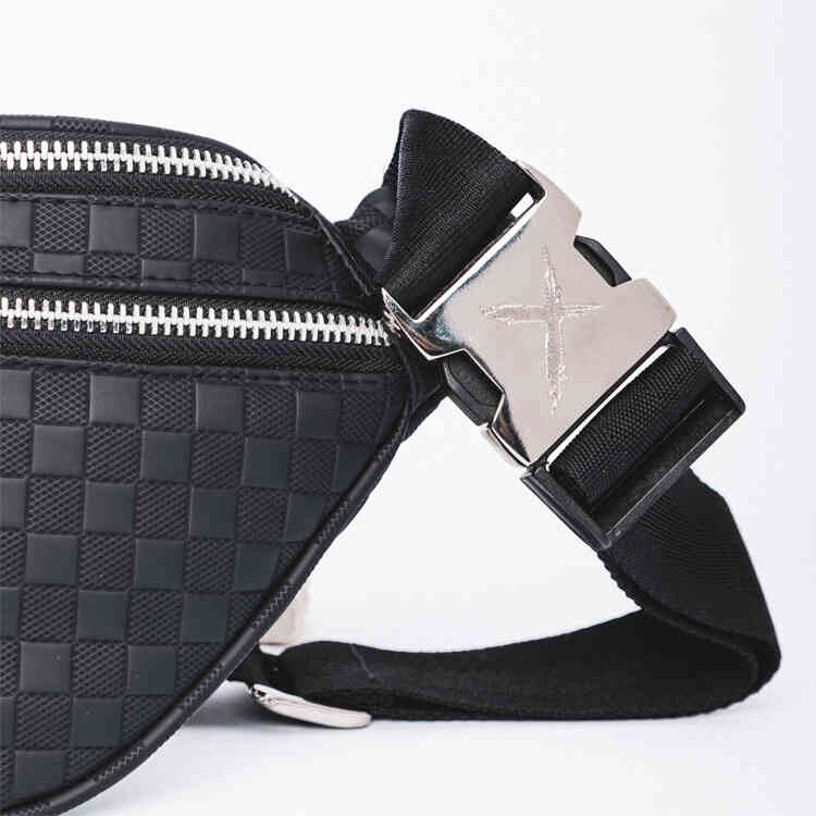 Riñonera Double Chess All Black Laequis