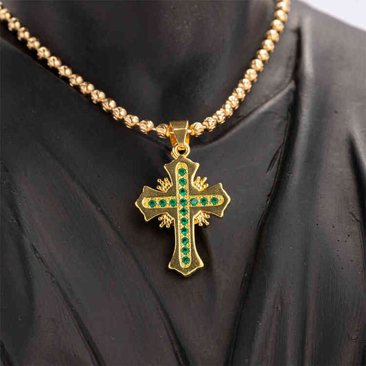 Dije Cruz Estilo Gótica Tipo Esmeralda | ORO AURUX
